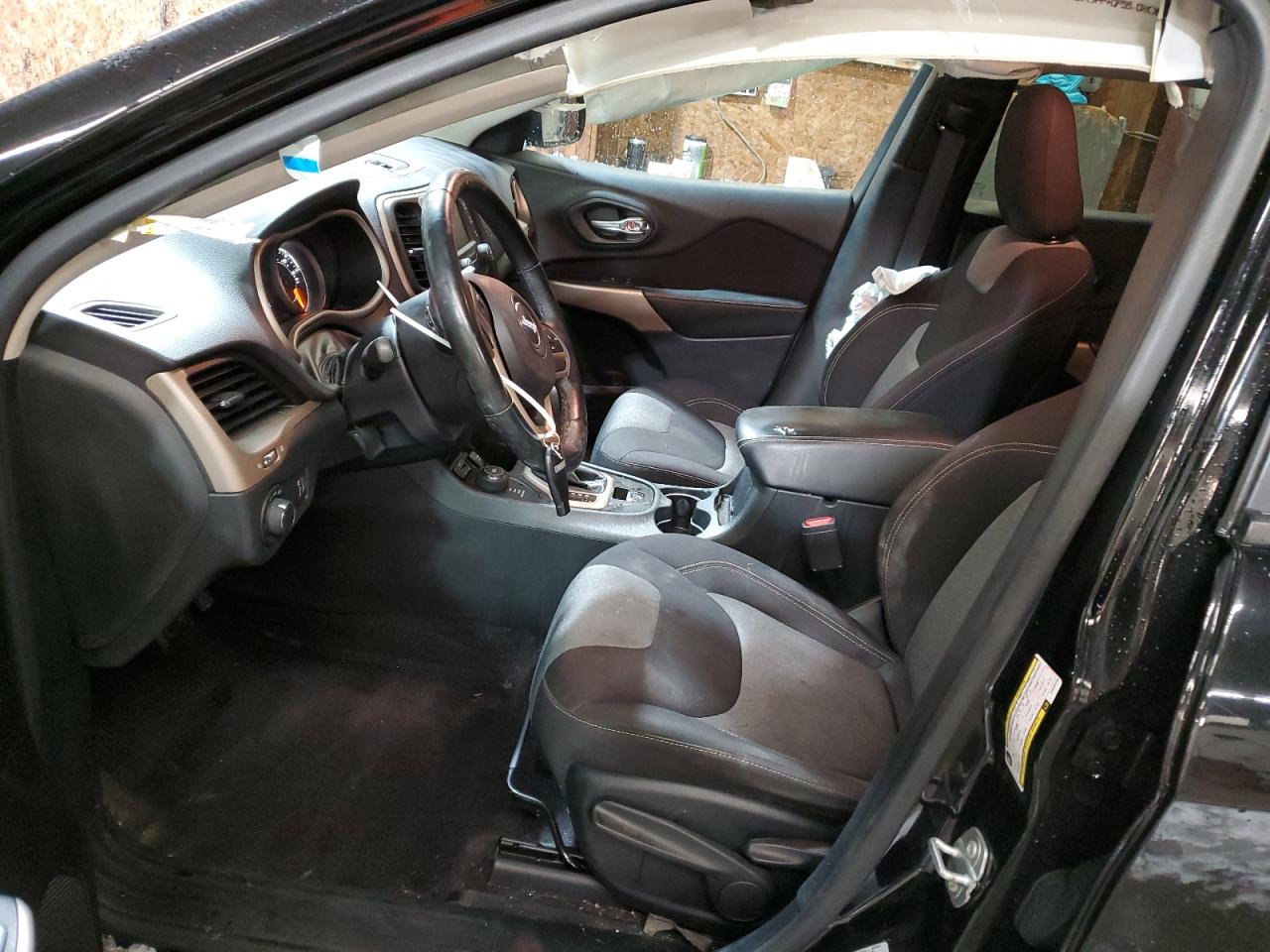 2017 Jeep Grand Cherokee - Image 7