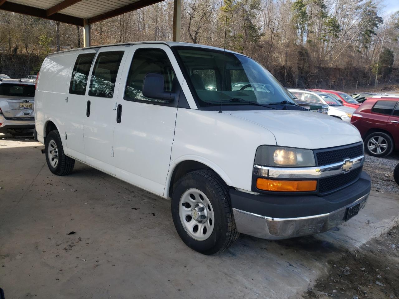 2014 Chevrolet Express - Image 4