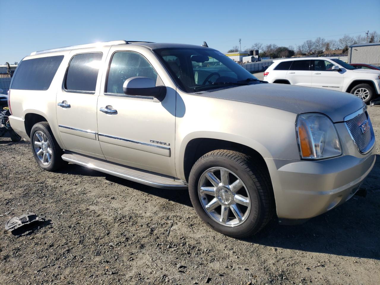 VIN 1GKS2MEF2DR244780 2013 GMC YUKON no.4