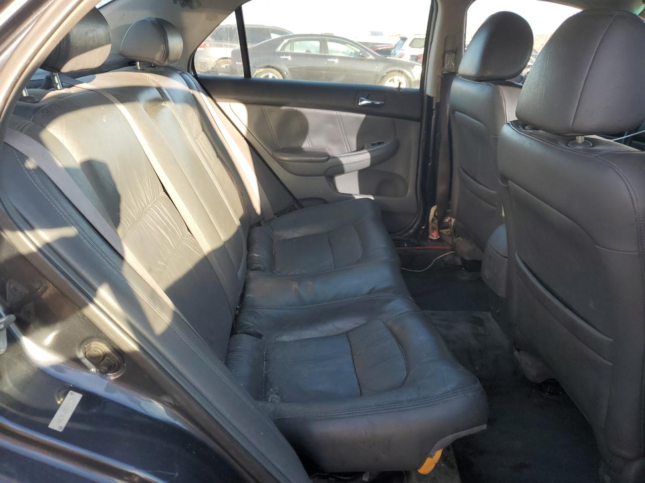 2003 Honda Accord - Image 10