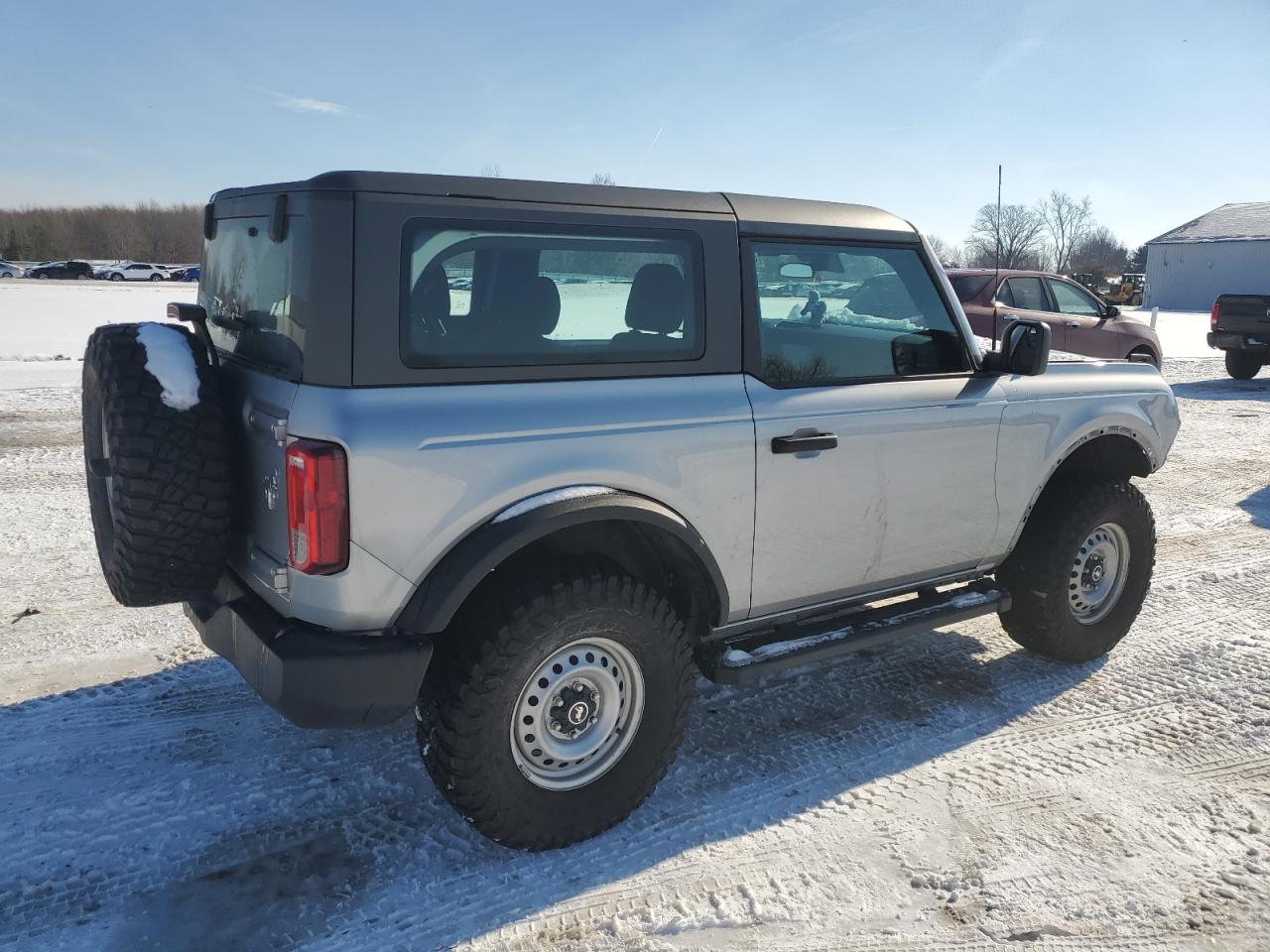 2021 Ford Bronco - Image 3