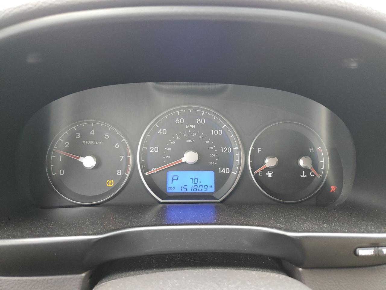 2011 Hyundai Santa Fe - Image 9