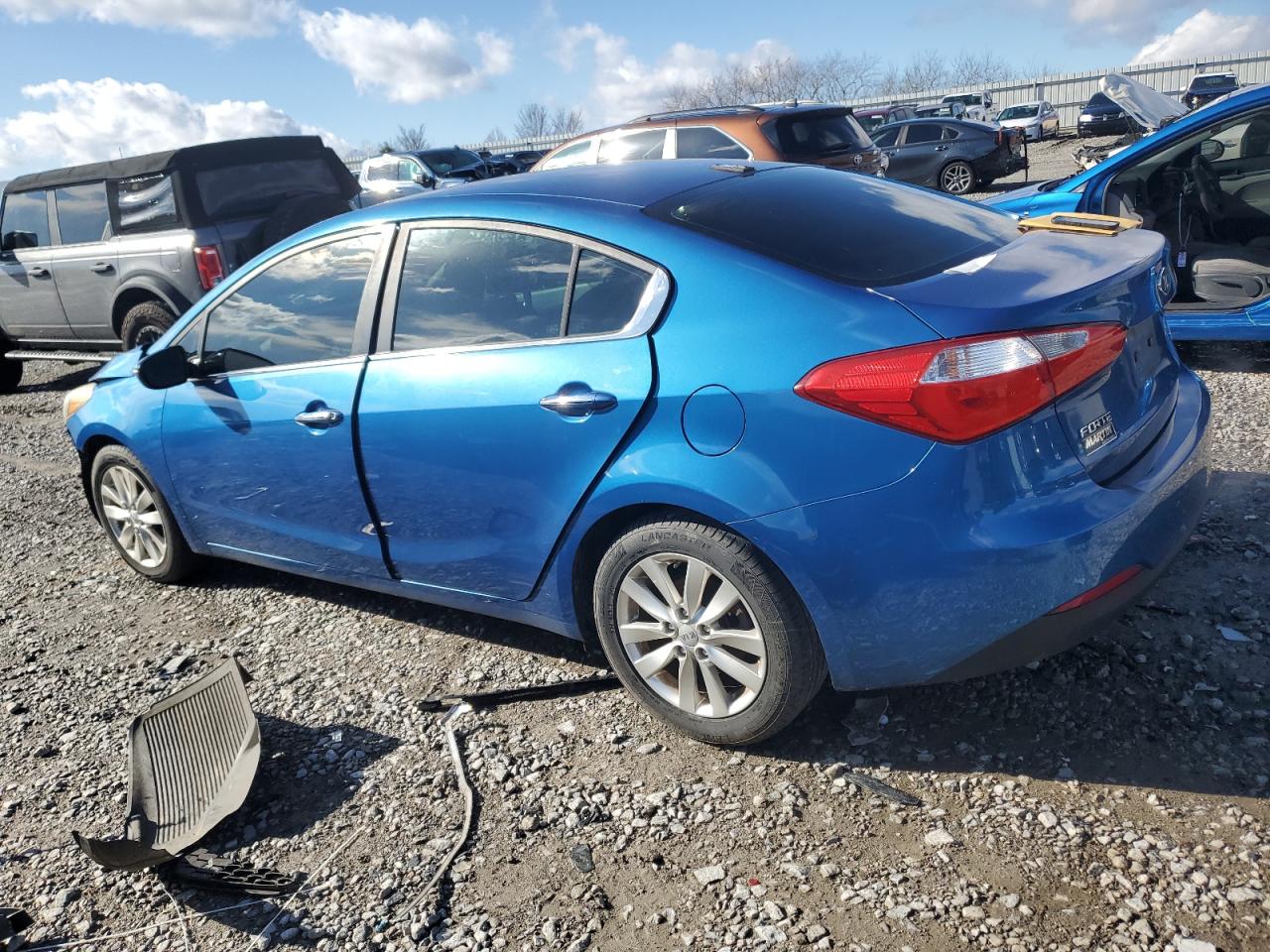 2015 Kia Forte - Image 2