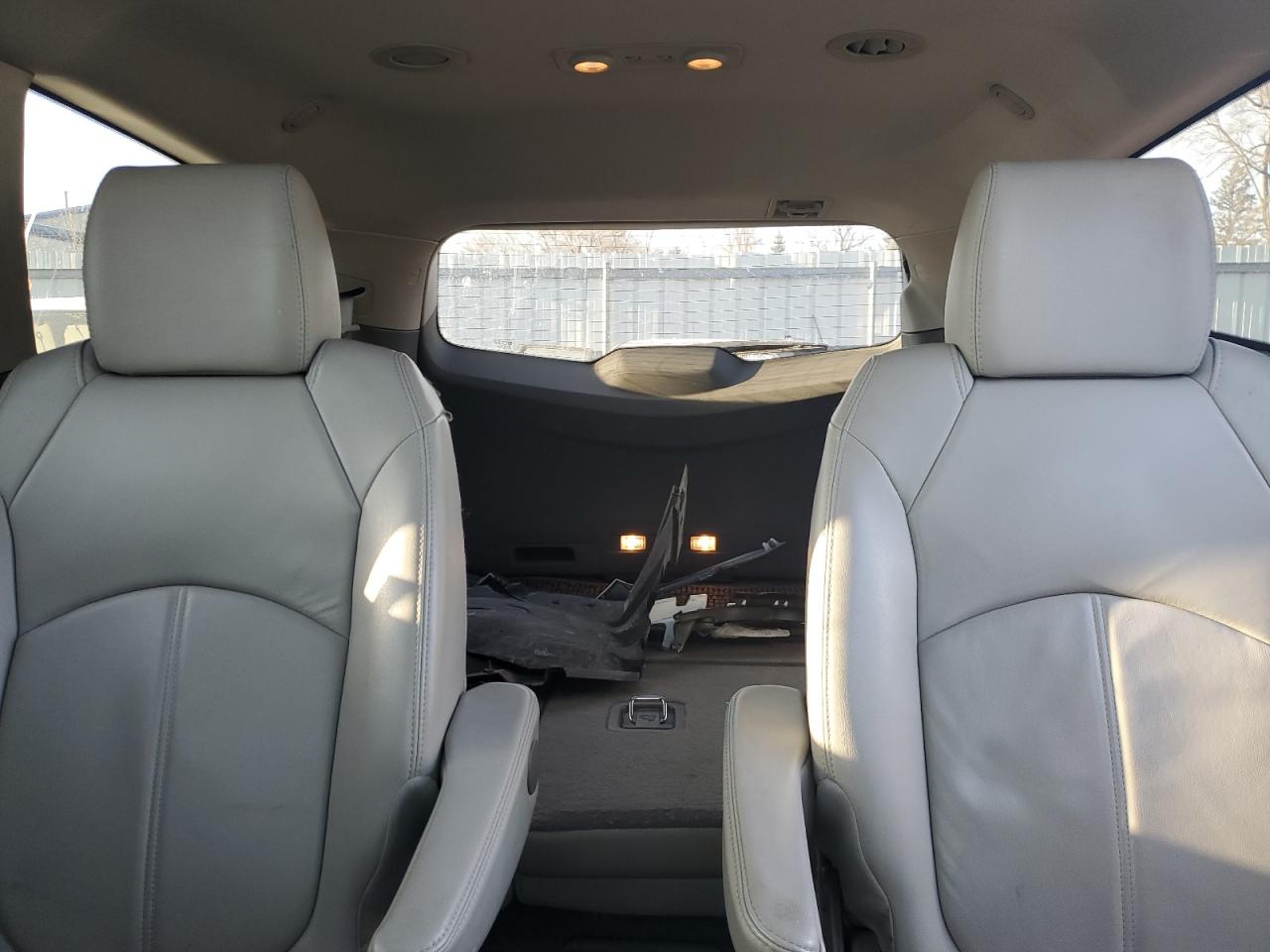 2016 Chevrolet Traverse - Image 10