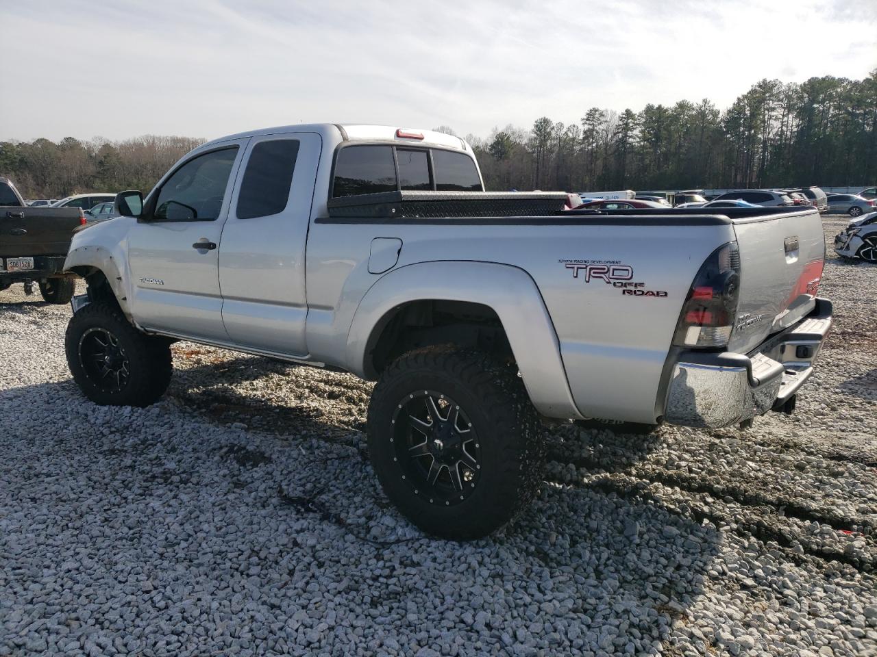 2005 Toyota Tacoma - Image 2