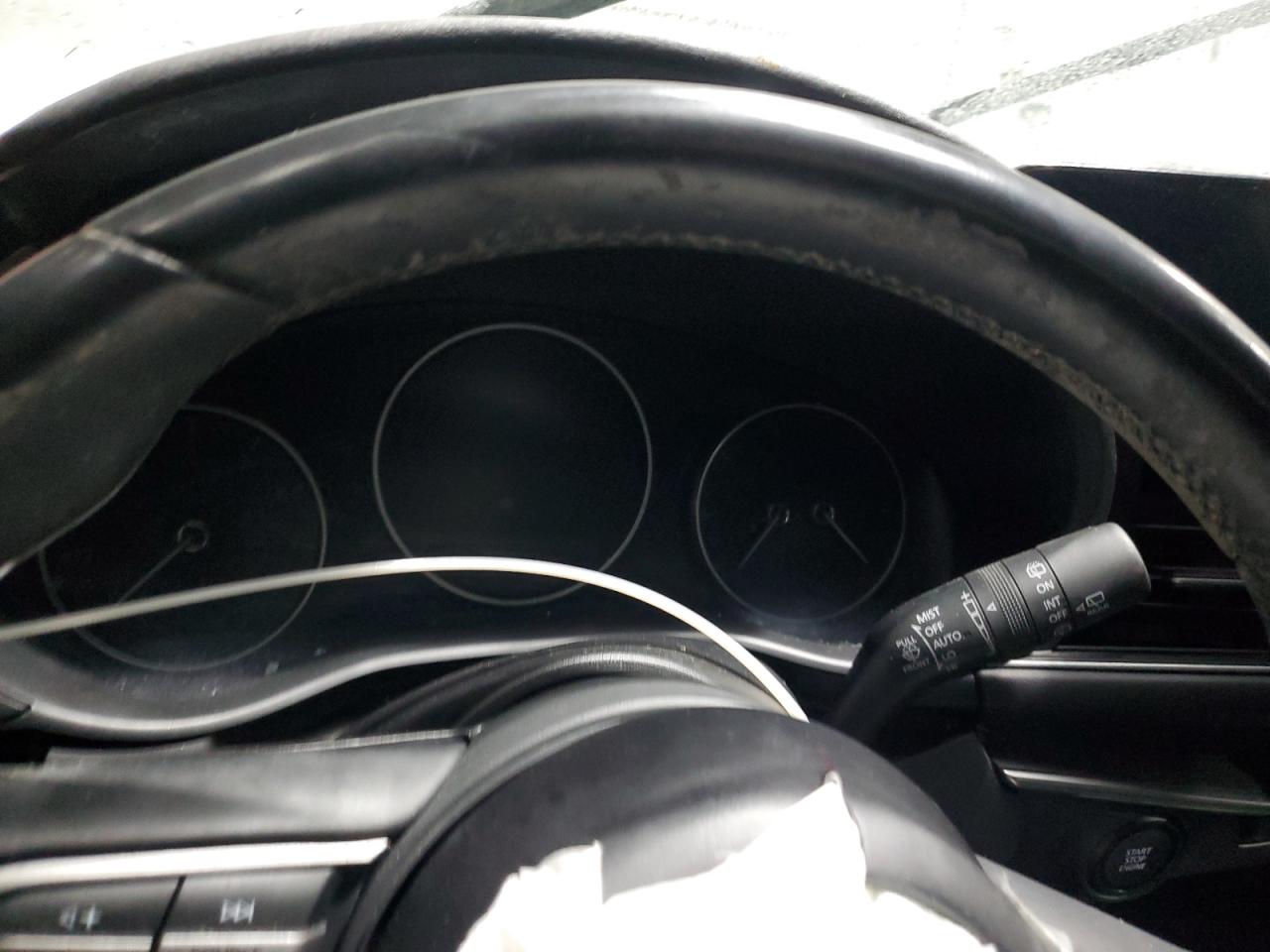 2023 Mazda 3 - Image 9