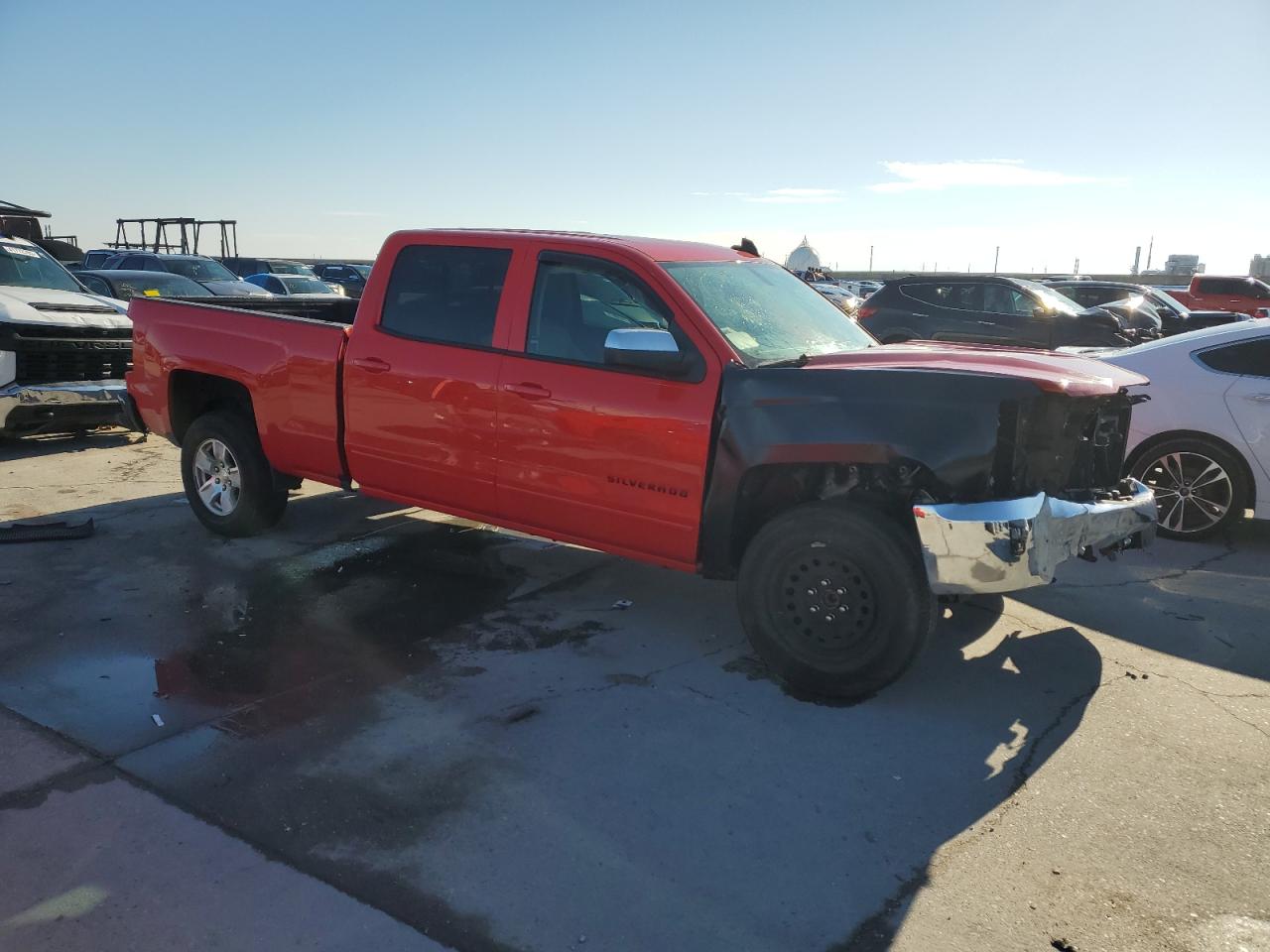 2016 Chevrolet Silverado - Image 4
