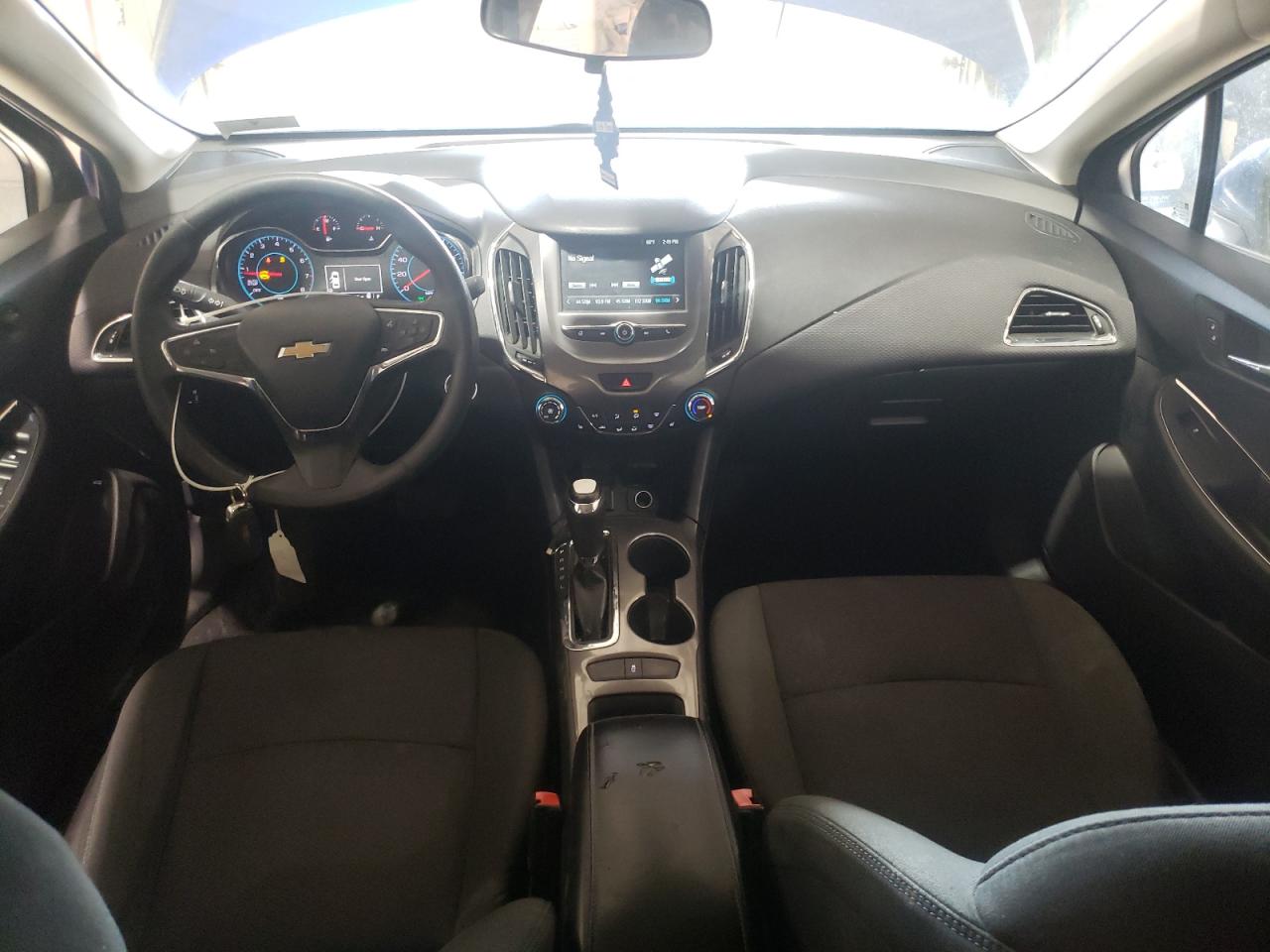 2017 Chevrolet Cruze - Image 8