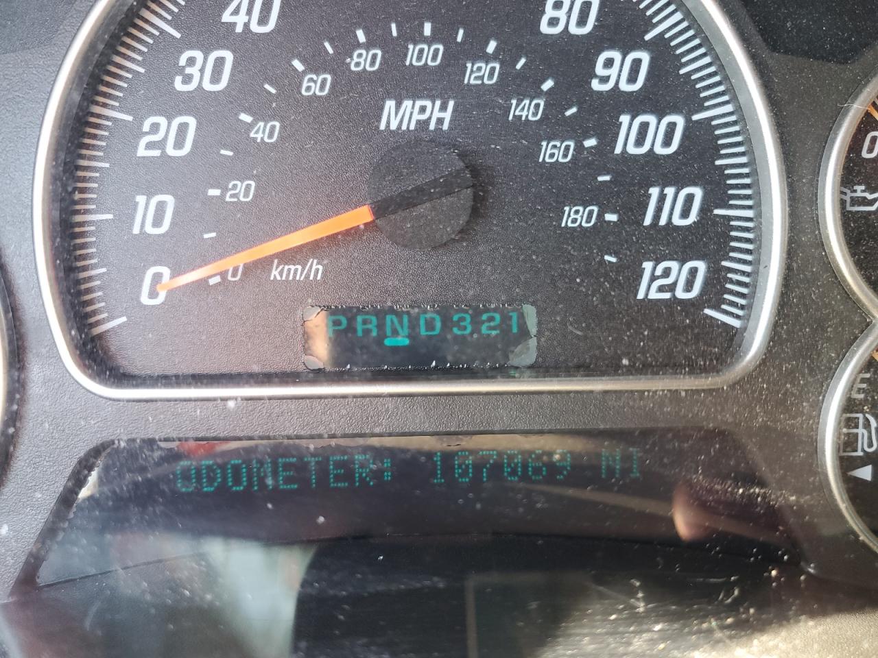 2004 GMC Envoy - Image 9