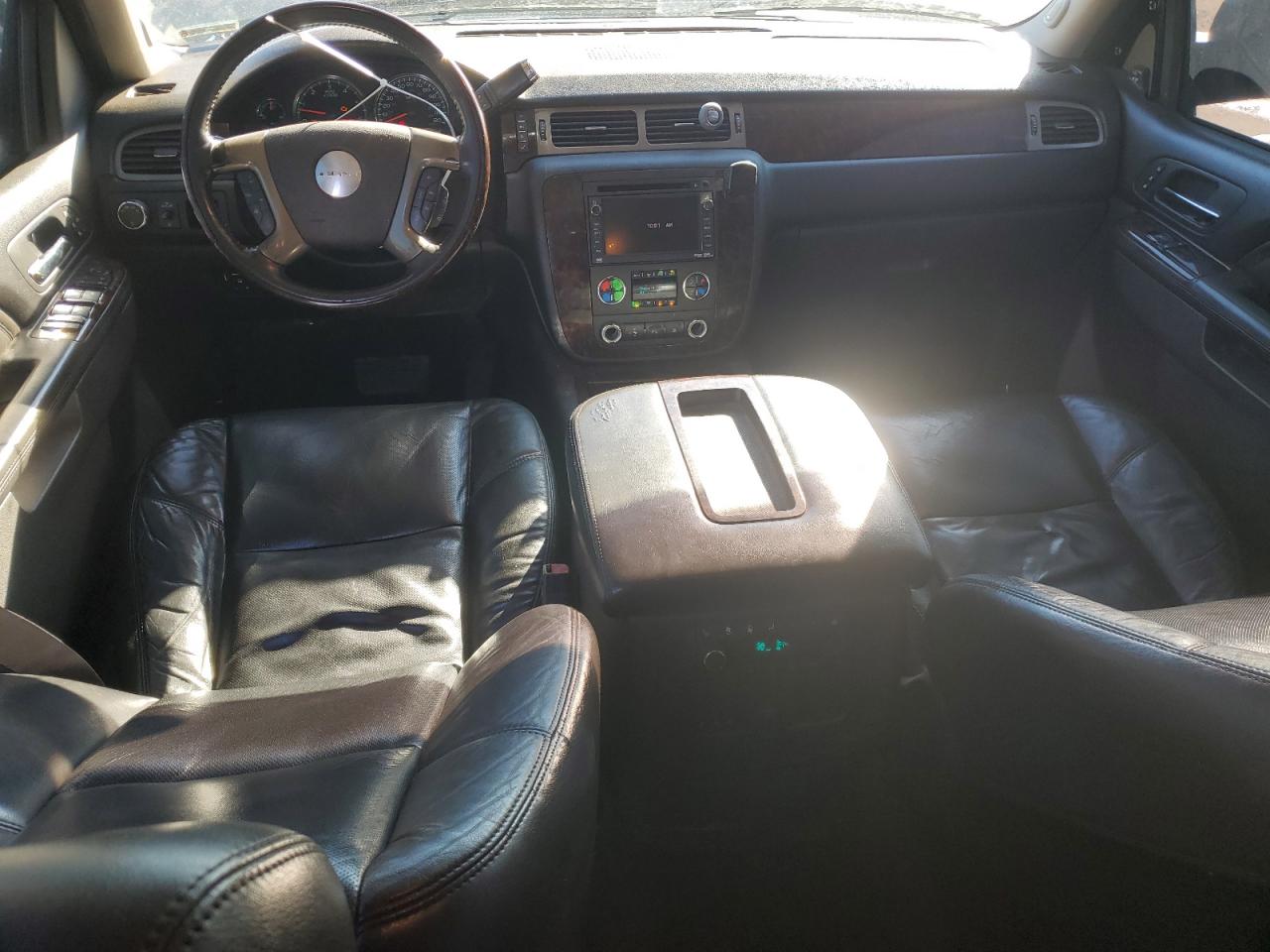 2011 GMC Yukon - Image 8