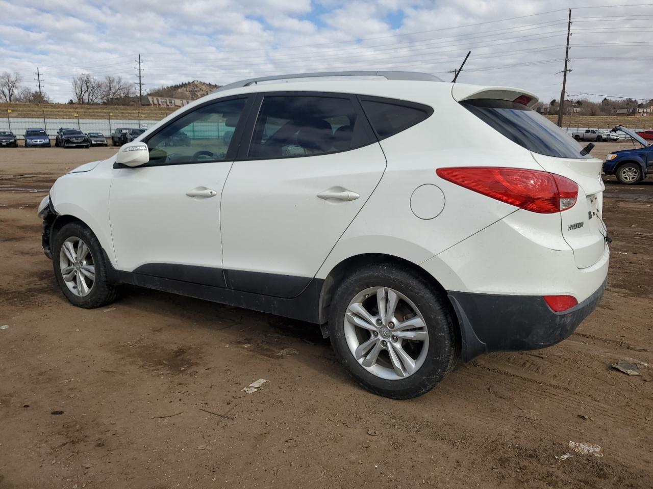 2013 Hyundai Tucson - Image 2