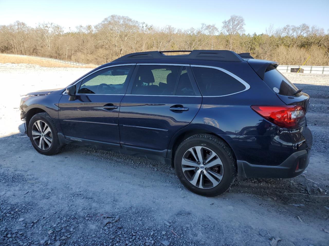 2018 Subaru Outback - Image 2