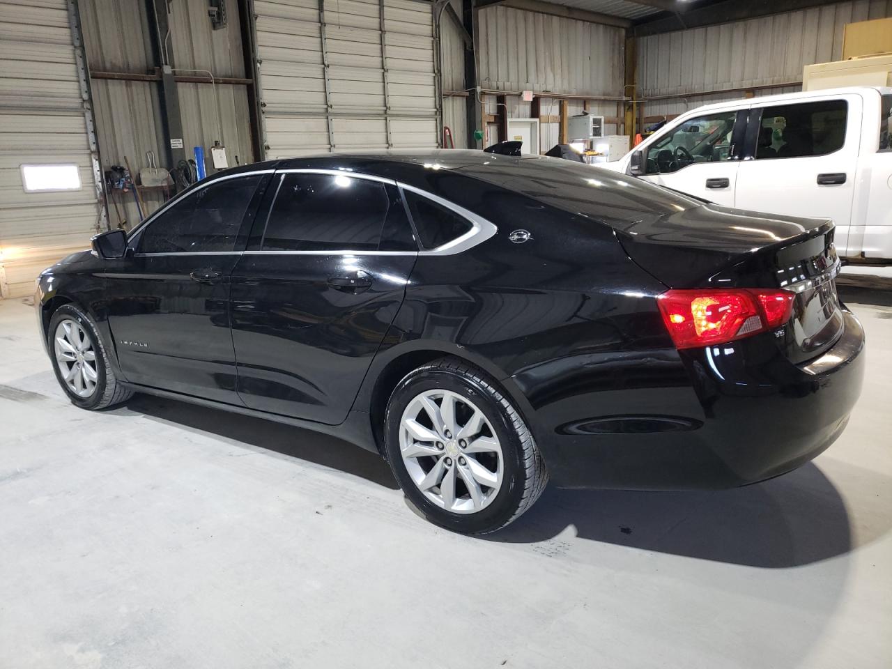 2018 Chevrolet Impala - Image 2