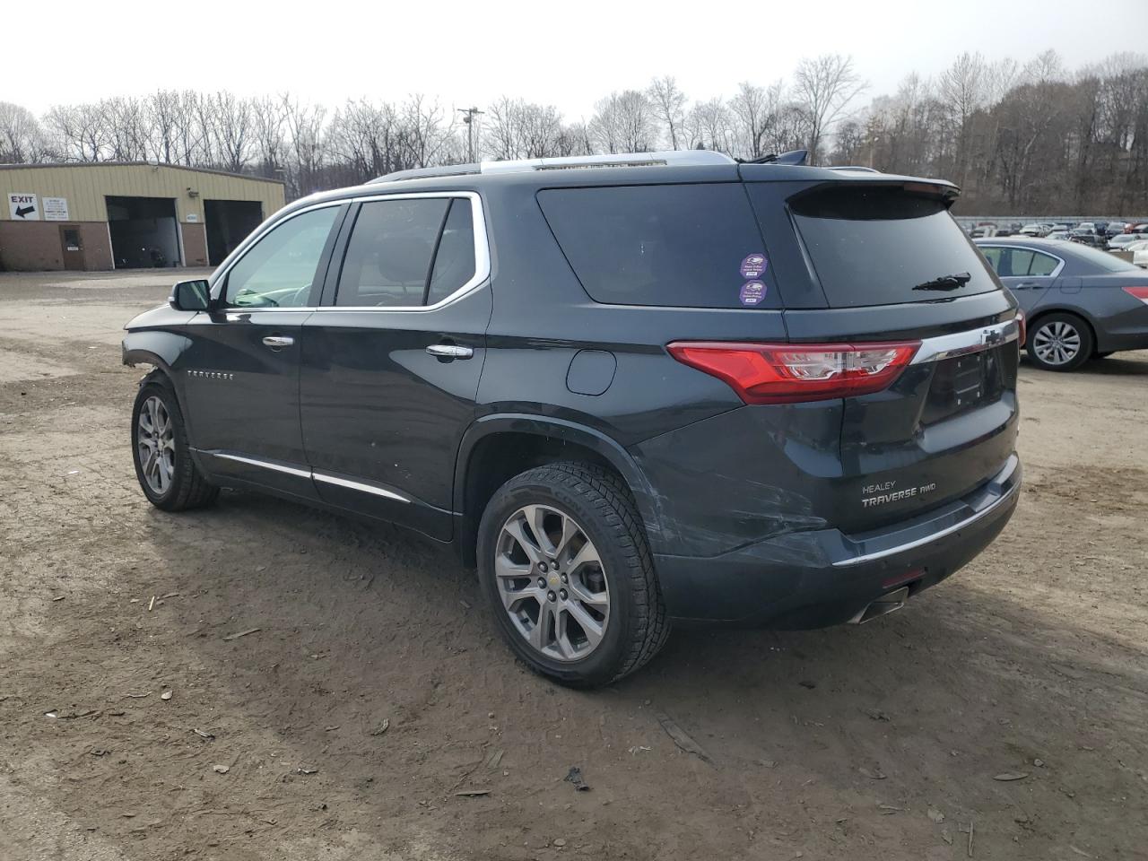 2018 Chevrolet Traverse - Image 2
