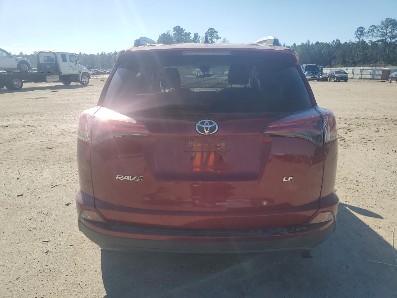2T3ZFREV1JW430812 TOYOTA RAV4 2018