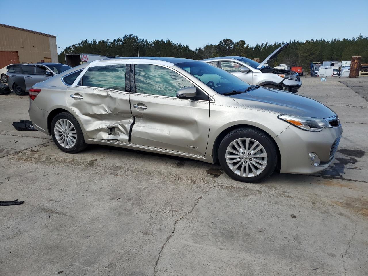 2014 Toyota Avalon - Image 4