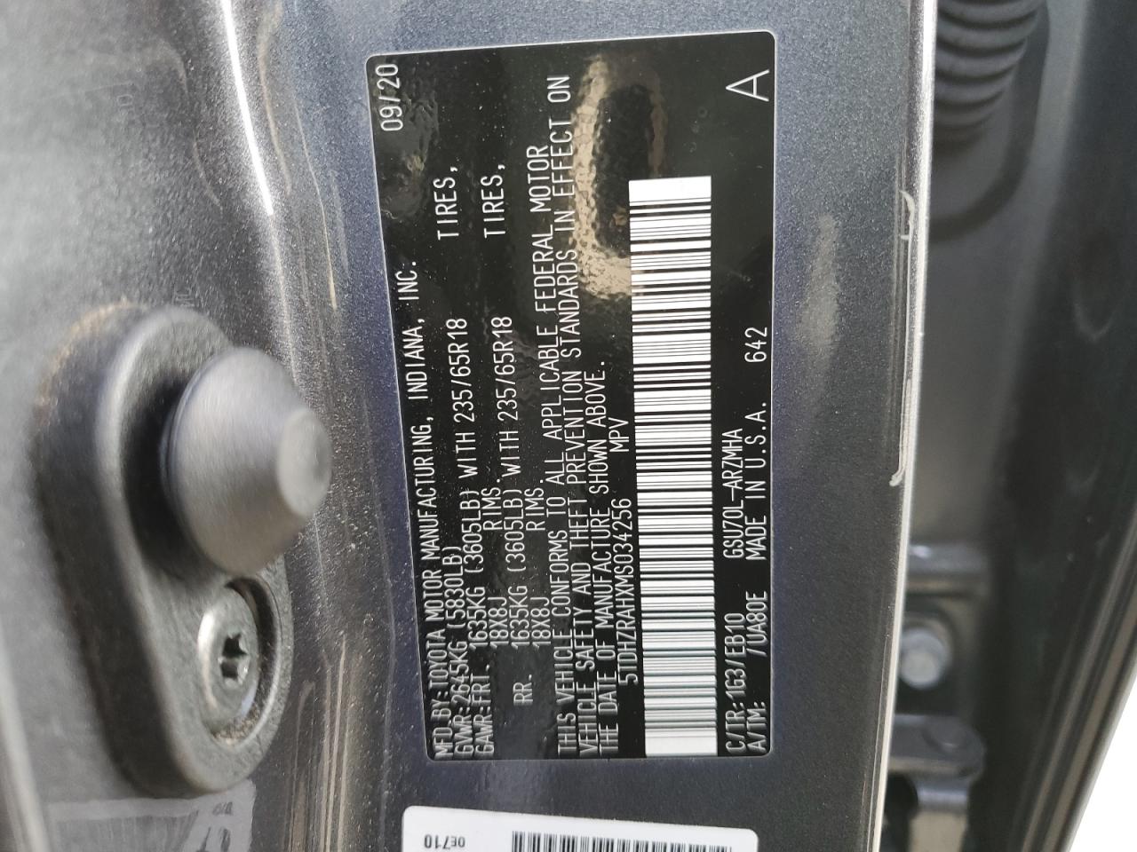 2021 Toyota Highlander - Image 13