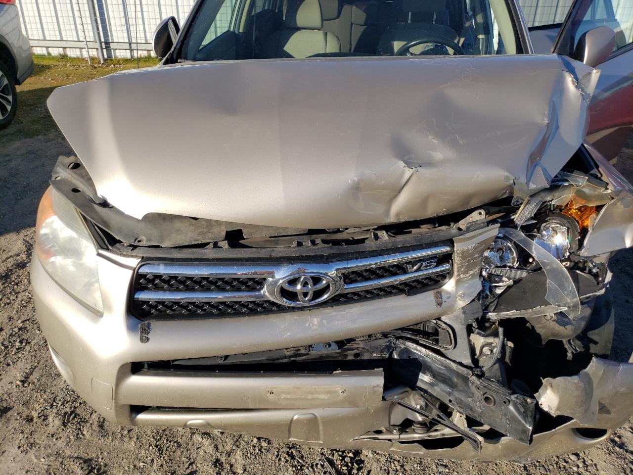 2008 Toyota RAV 4 - Image 12