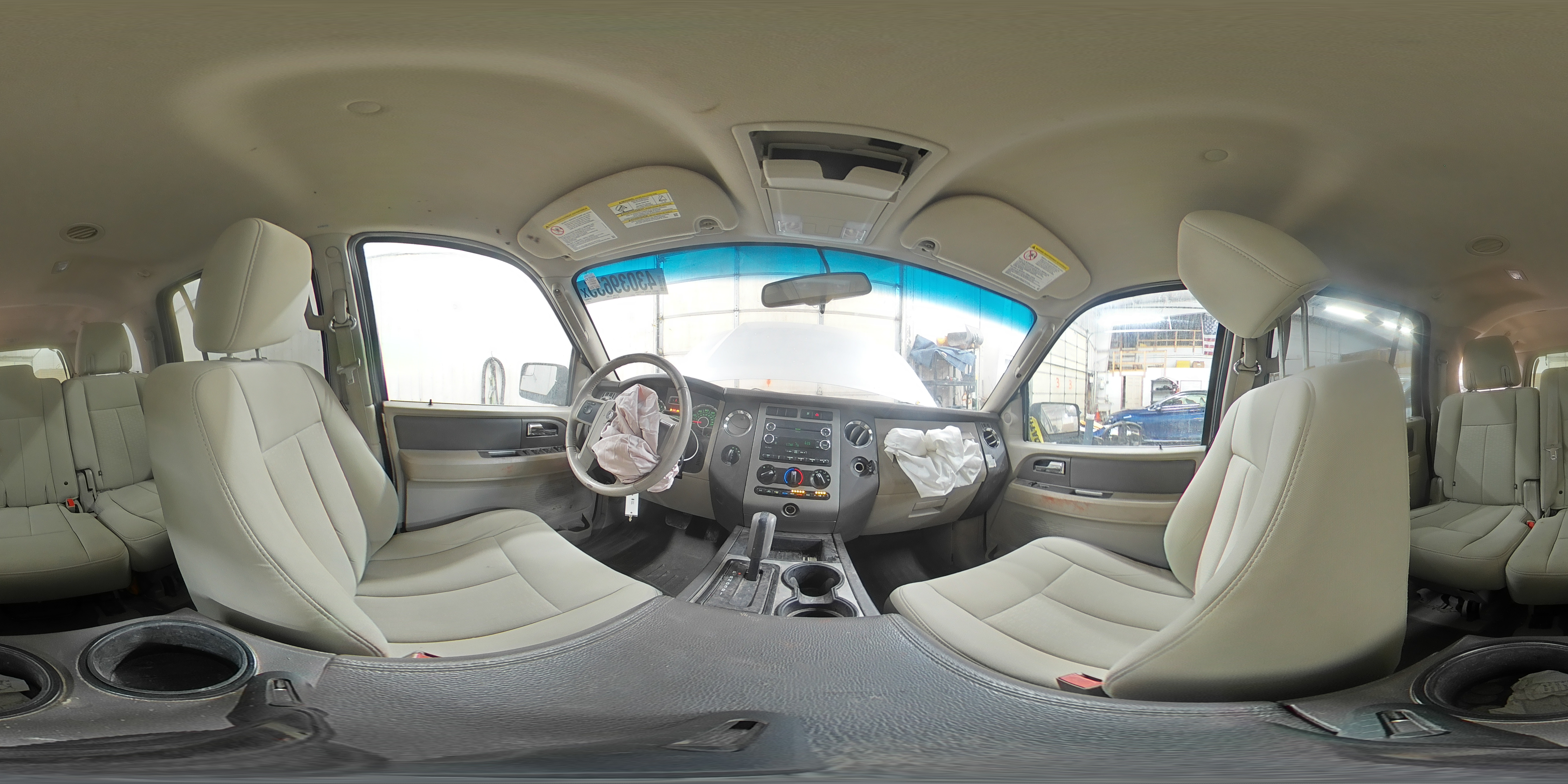 2014 Ford Expedition - Image 13
