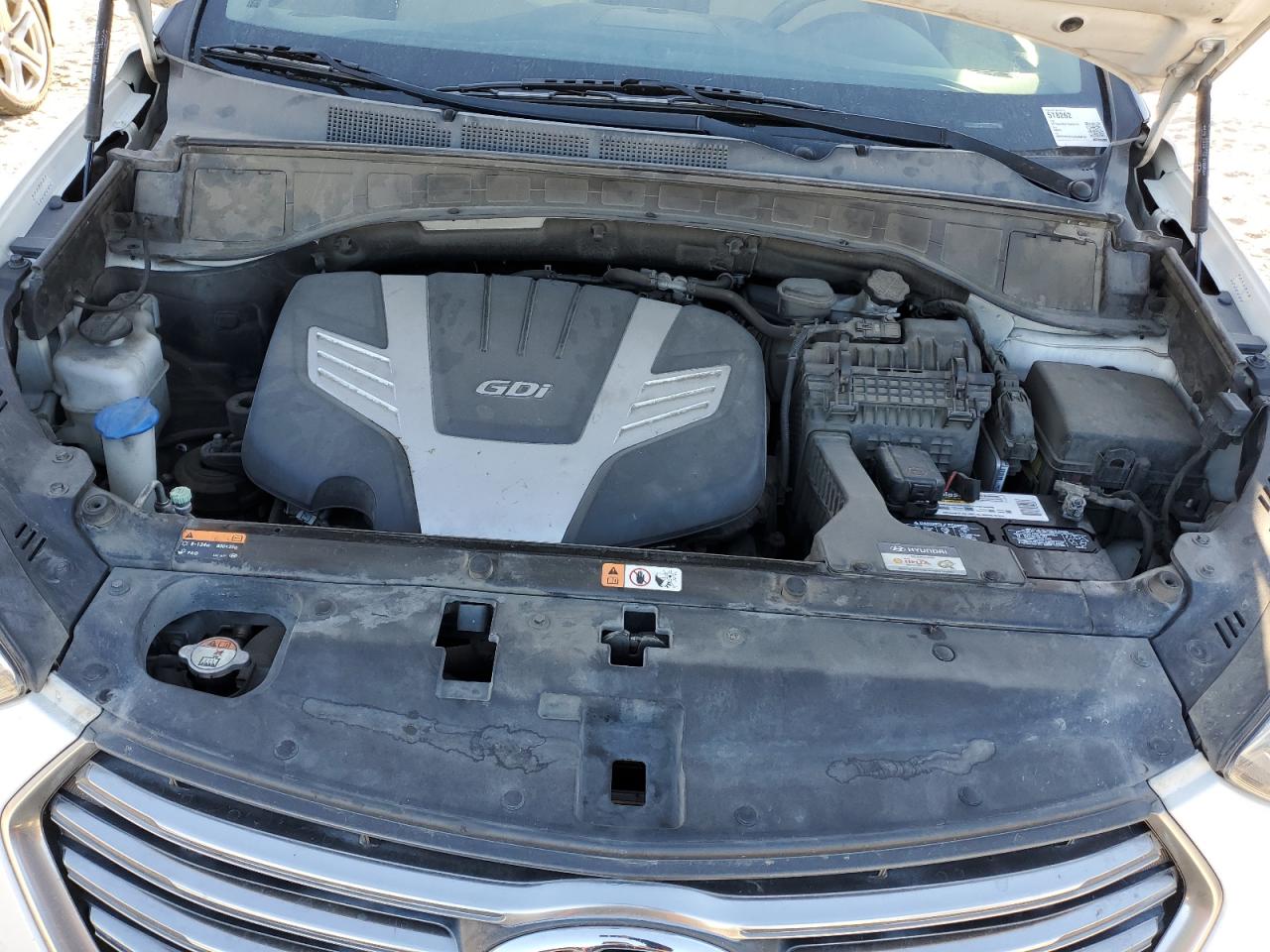 2018 Hyundai Santa Fe - Image 12