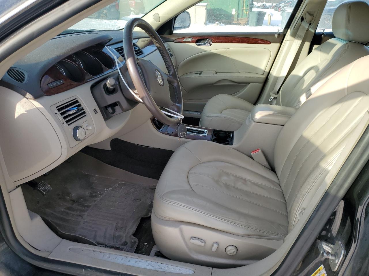 2007 Buick Lucerne - Image 7