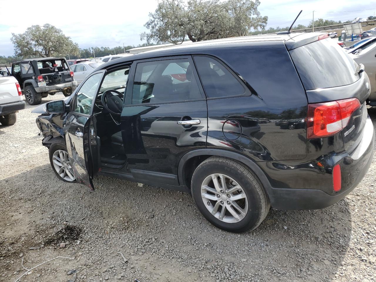 2014 Kia Sorento - Image 2