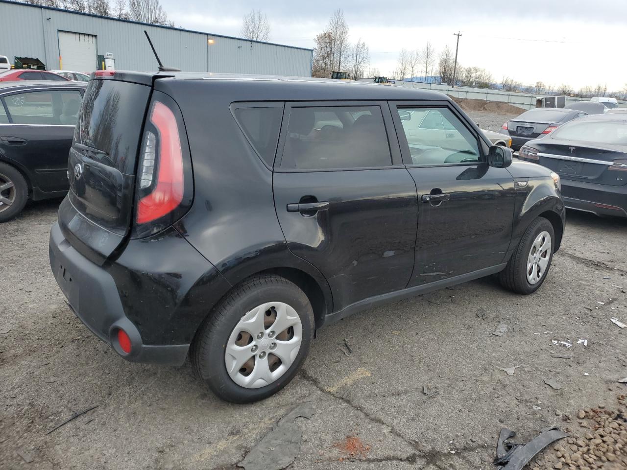 VIN KNDJN2A24E7001894 2014 KIA SOUL no.3