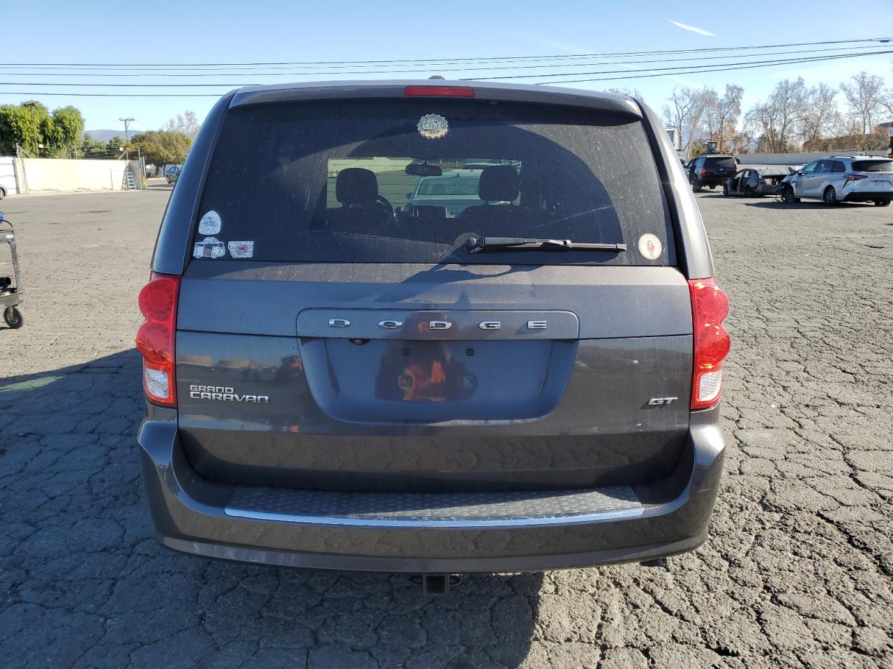 2018 Dodge Caravan - Image 6