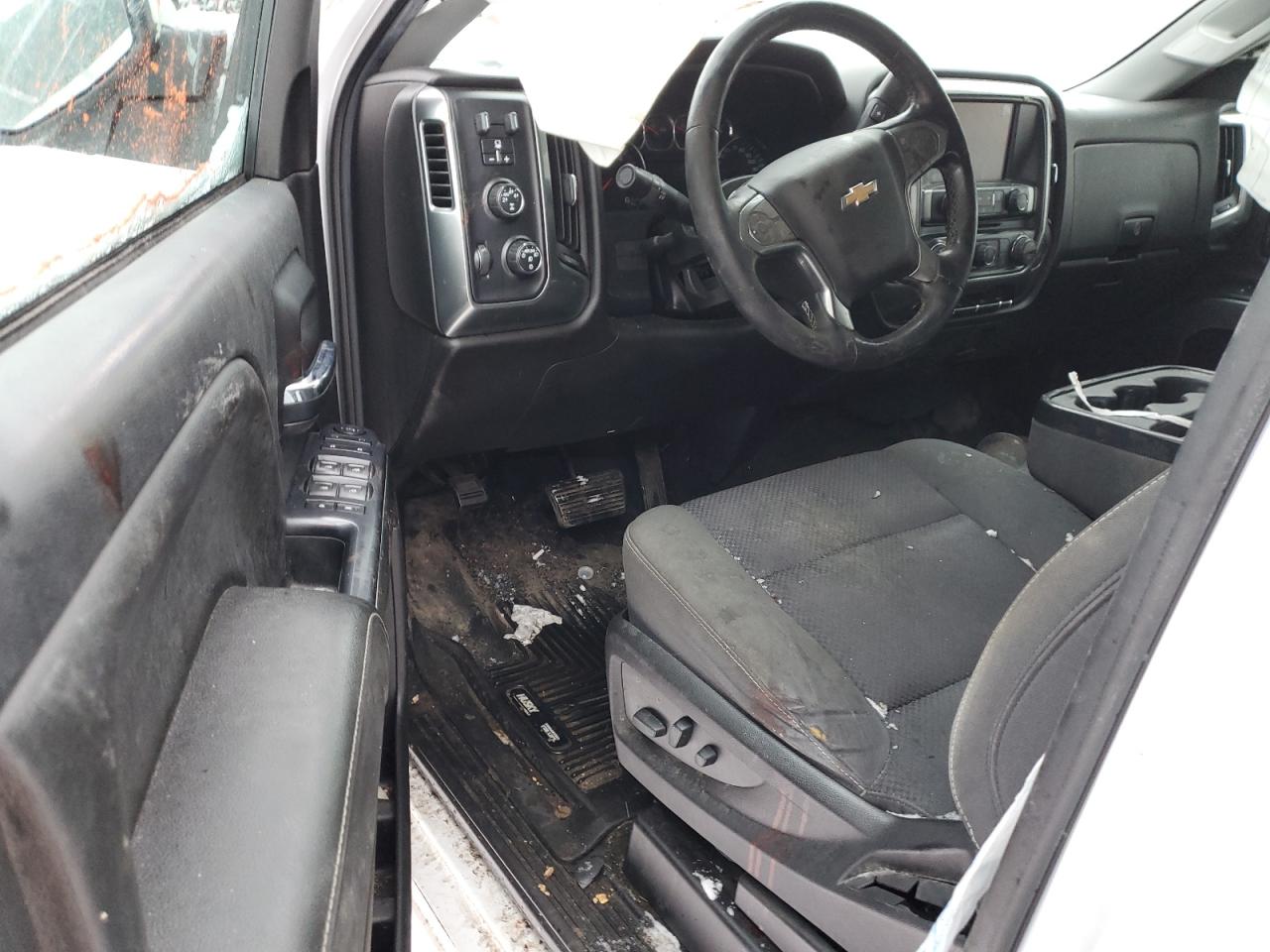 2016 Chevrolet Silverado - Image 8