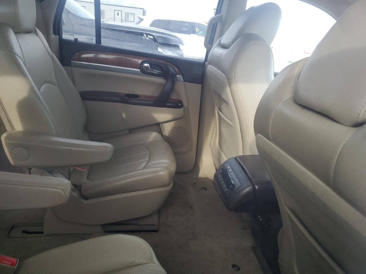 2011 Buick Enclave - Image 10