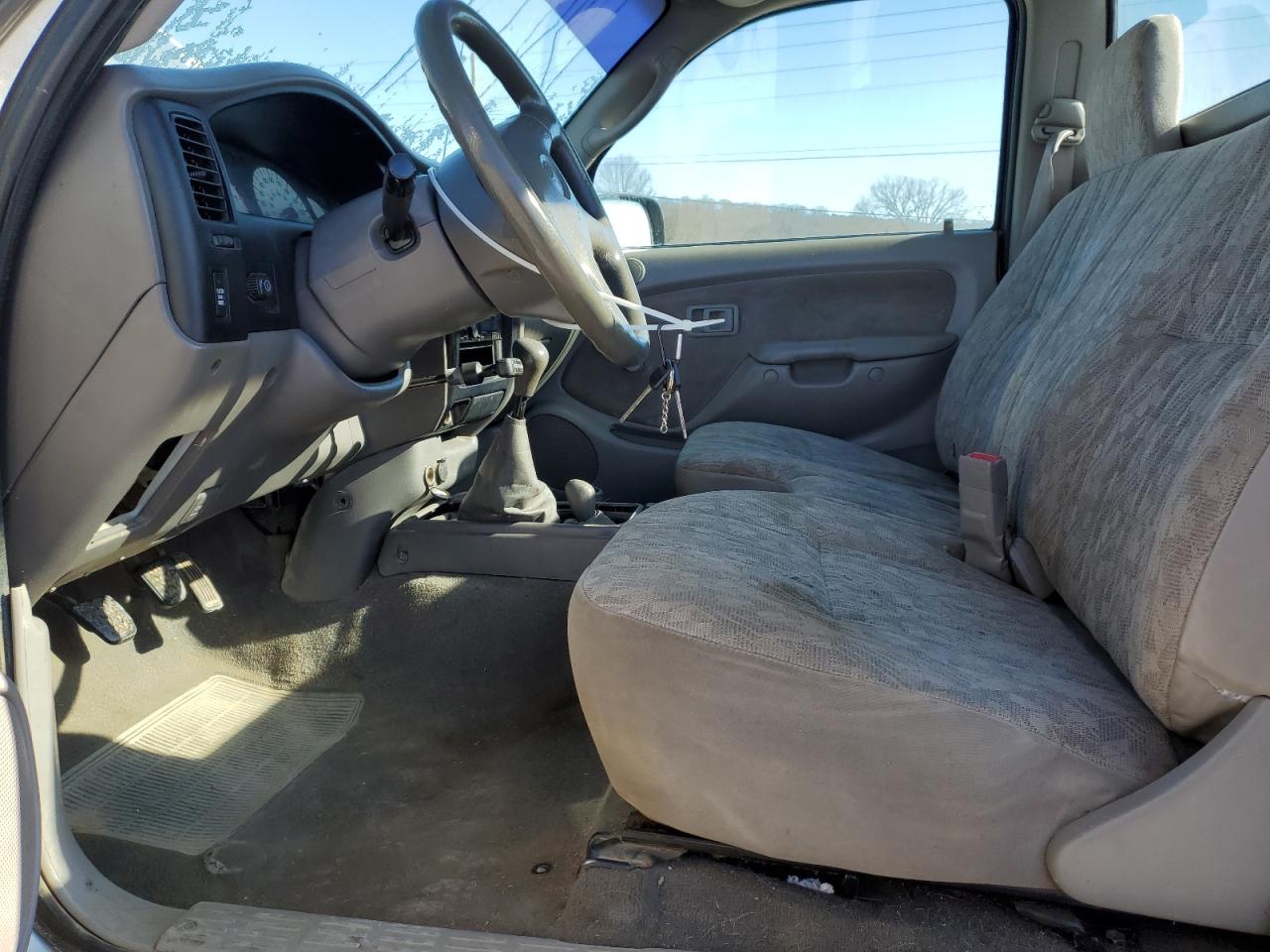 2004 Toyota Tacoma - Image 7