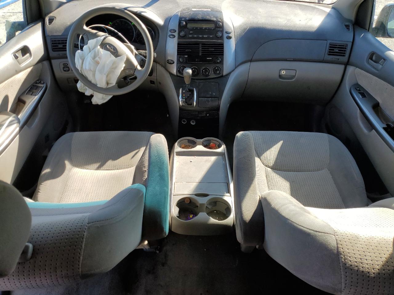 2008 Toyota Sienna - Image 8