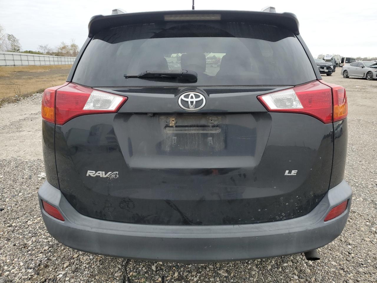 2015 Toyota RAV 4 - Image 6