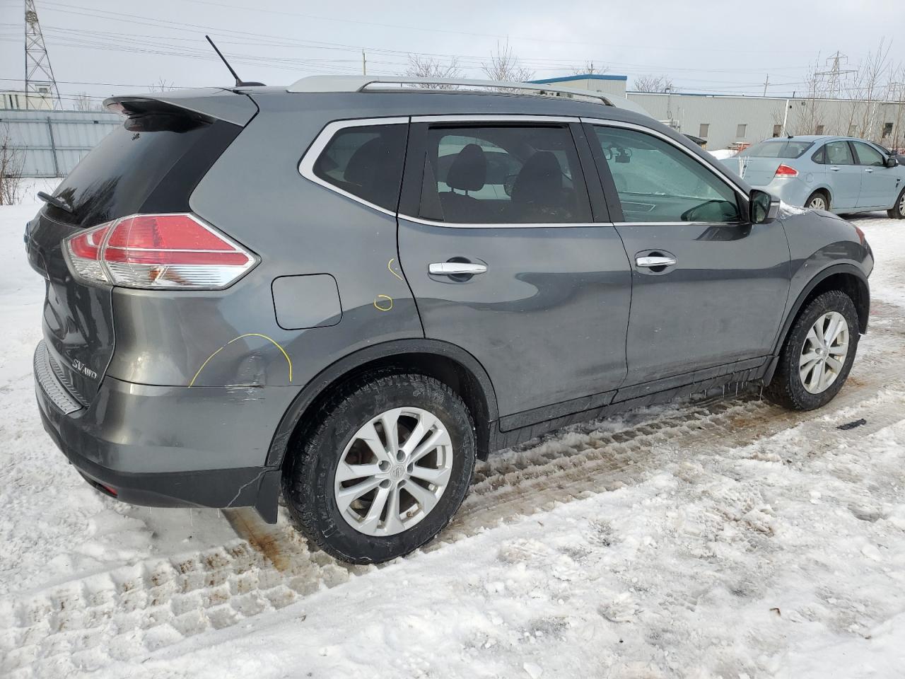 2015 Nissan Rogue - Image 3