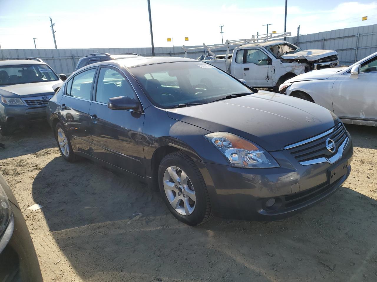 2009 Nissan Altima - Image 4