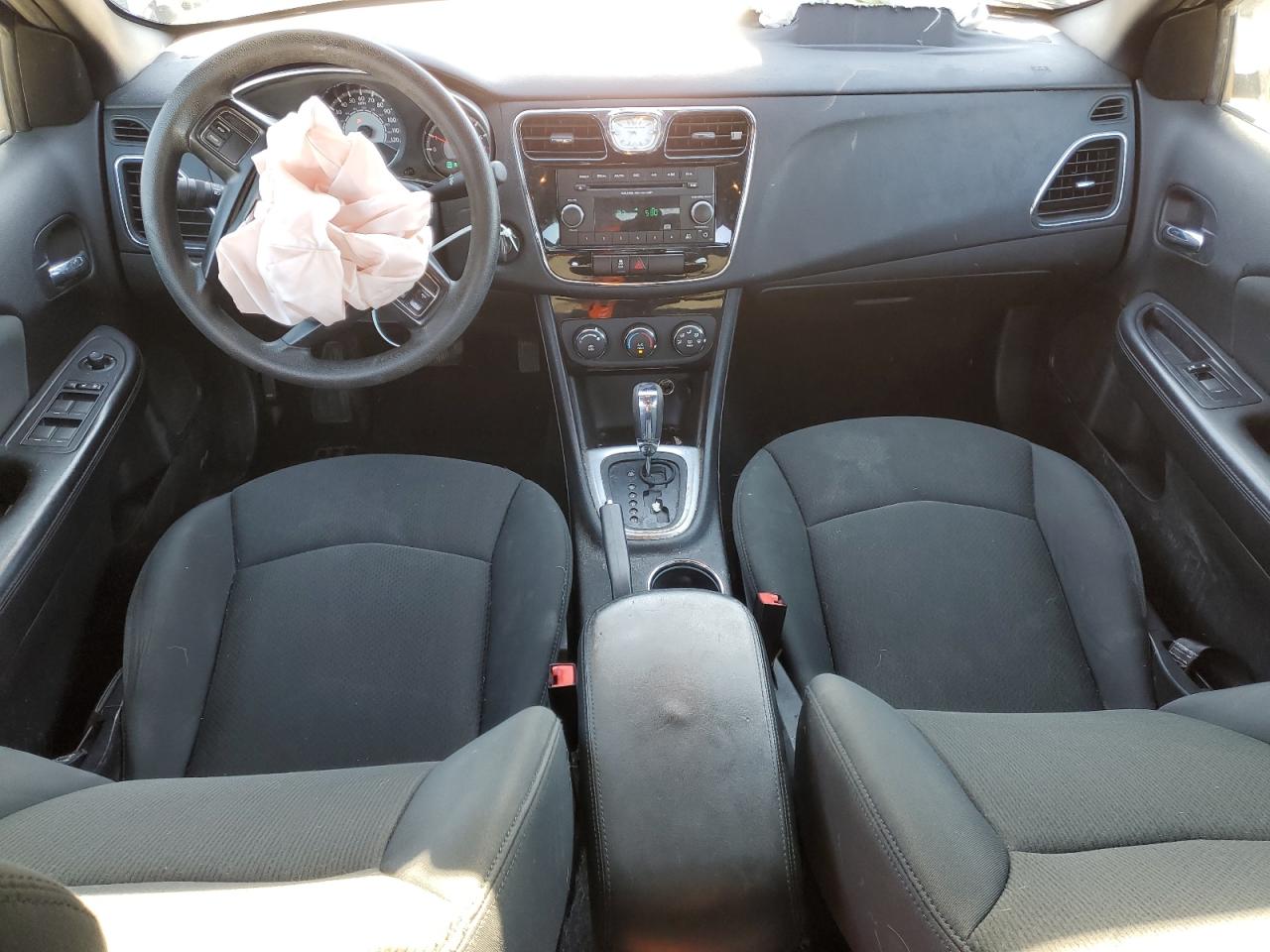 2012 Chrysler 200 - Image 8