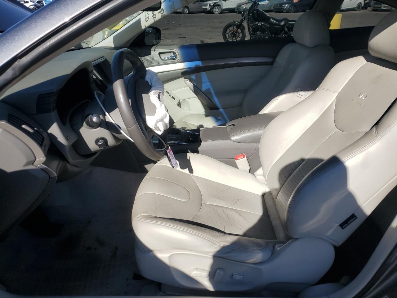 2011 Infiniti G - Image 7