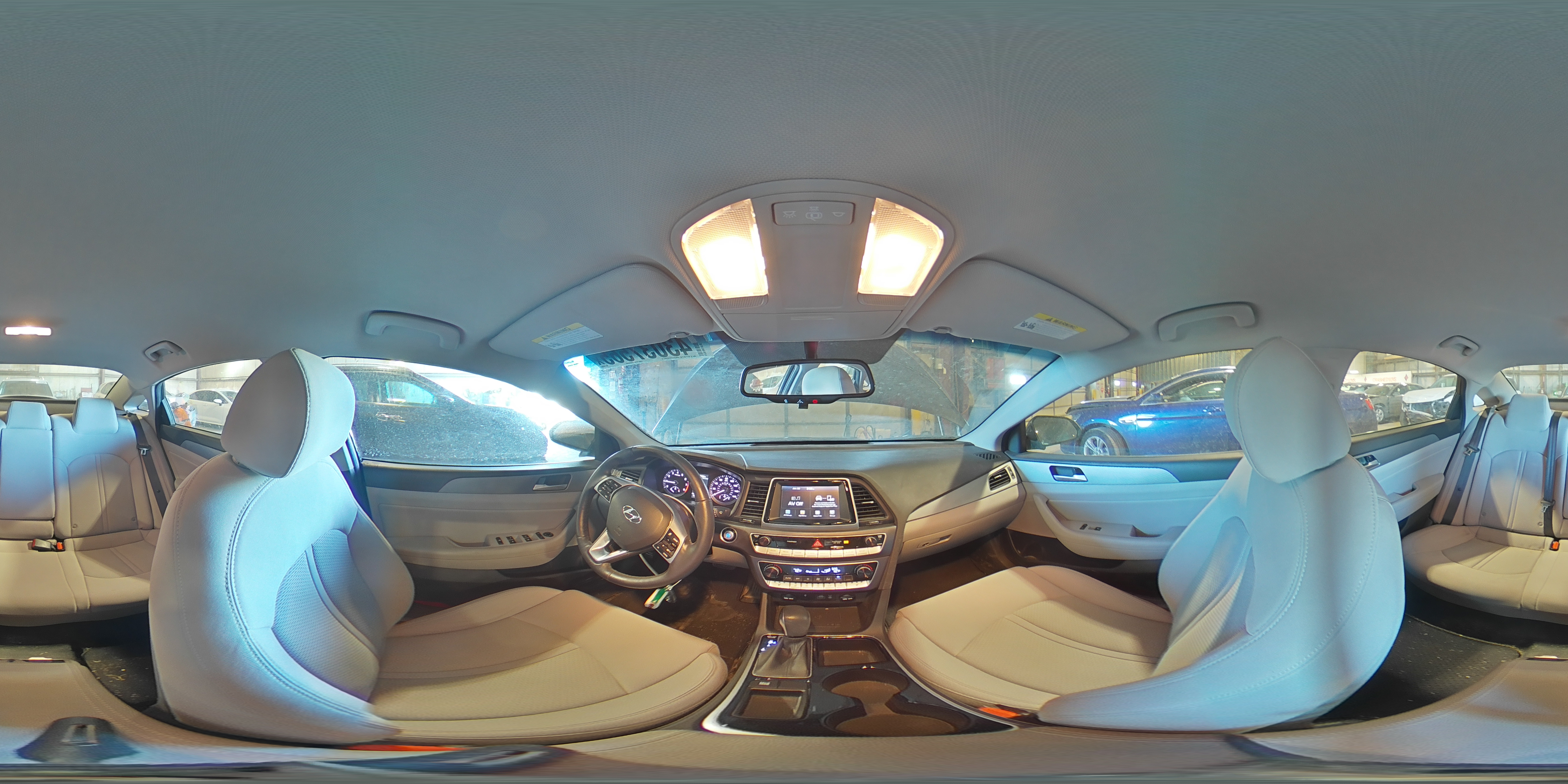 2018 Hyundai Sonata - Image 12