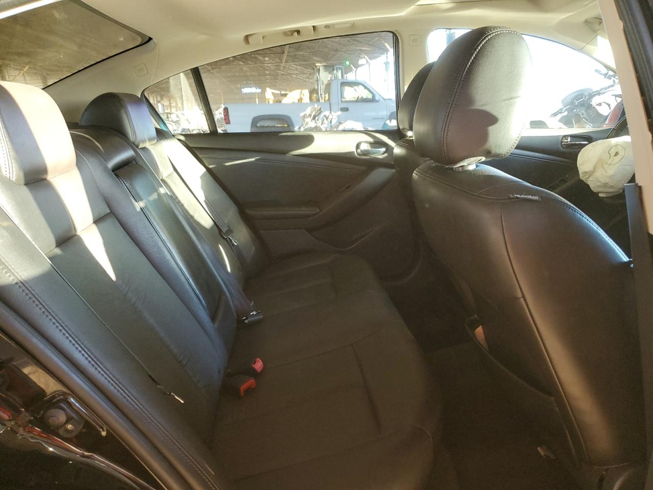 2009 Nissan Altima - Image 11