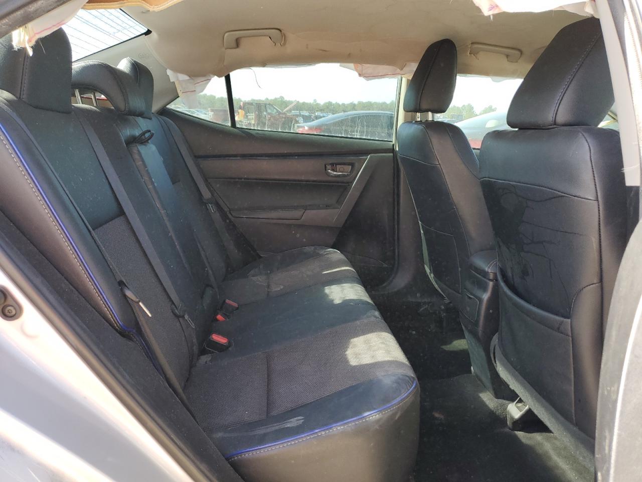 2017 Toyota Corolla - Image 10