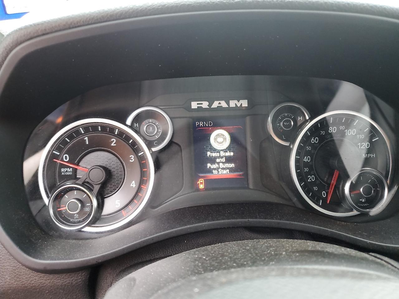 2022 RAM 2500 - Image 9