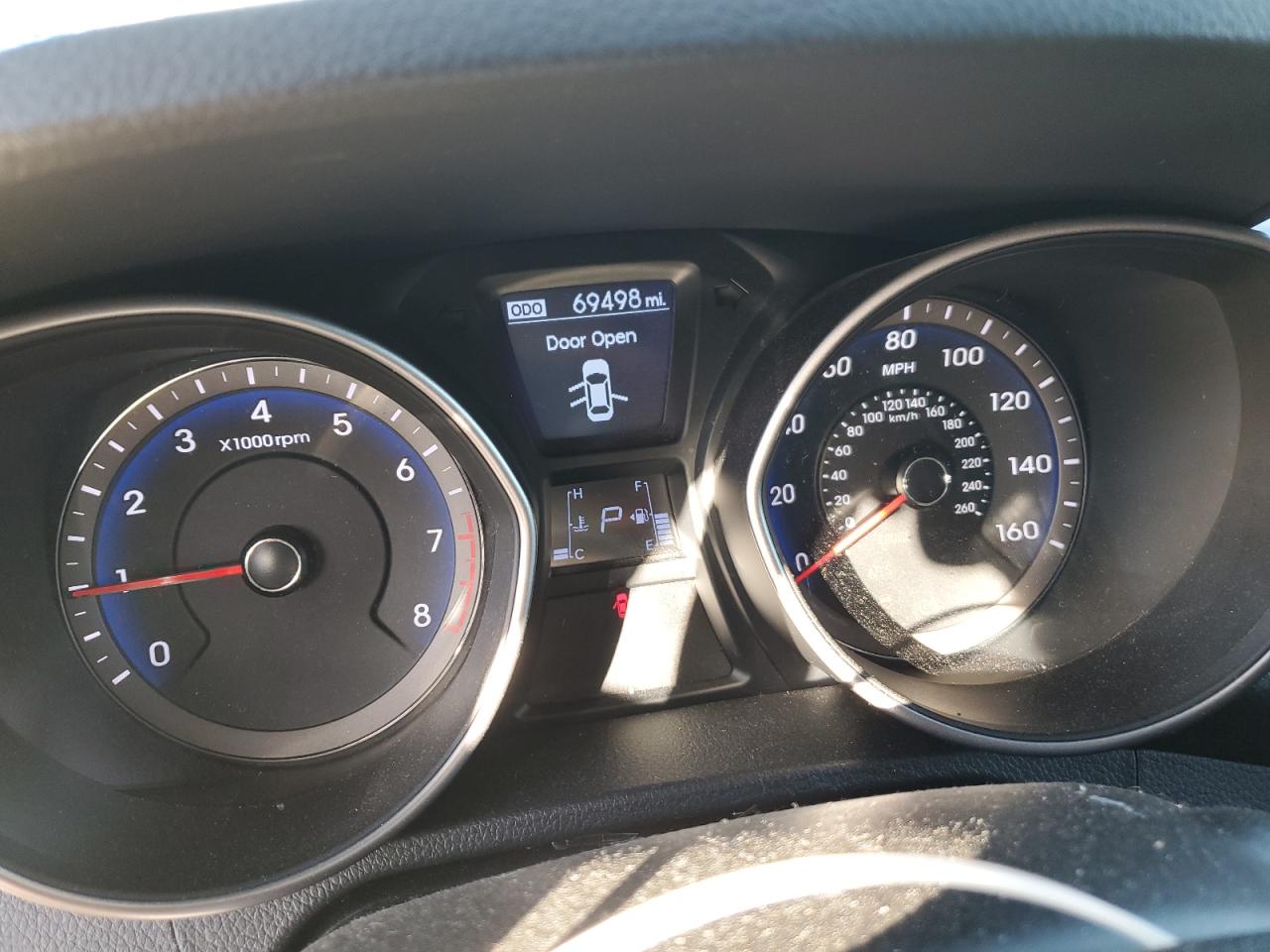 2013 Hyundai Elantra - Image 9
