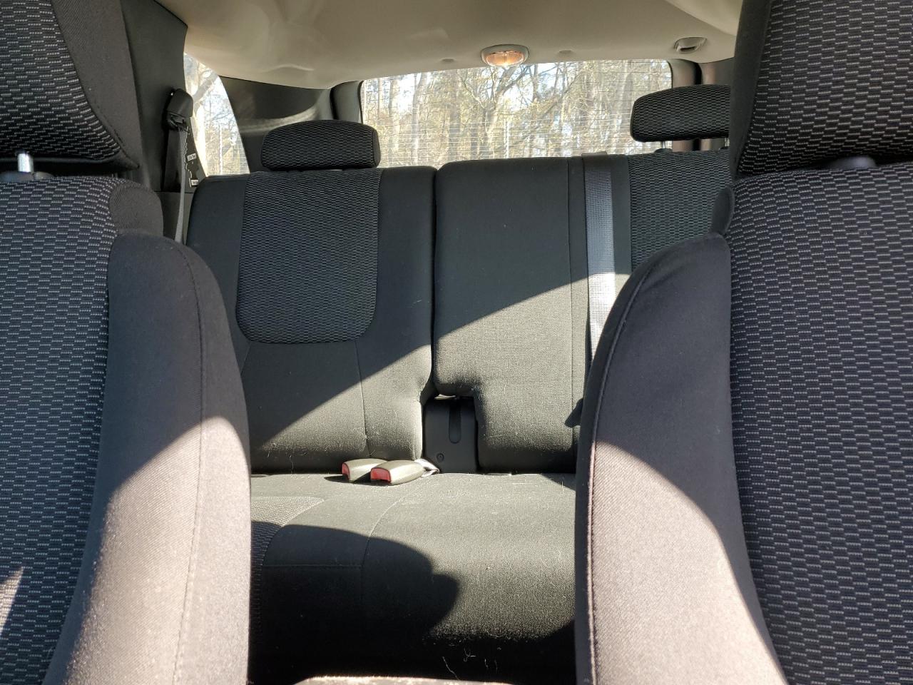 2008 Pontiac Torrent - Image 10