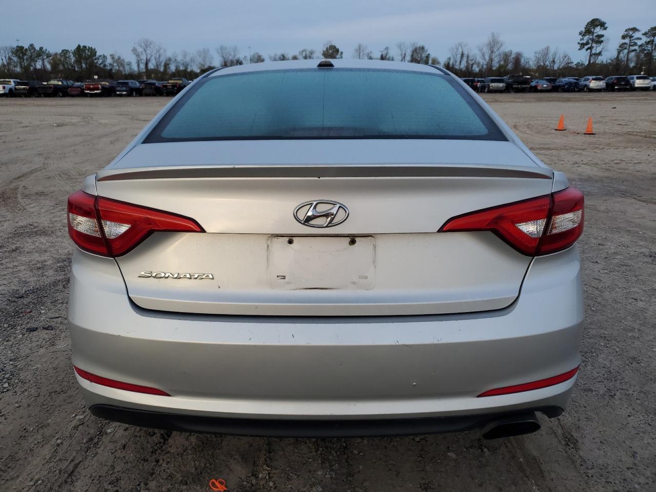 VIN 5NPE24AF6HH563966 2017 HYUNDAI SONATA no.6