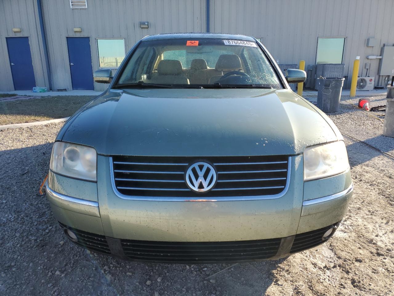 2003 Volkswagen Passat - Image 5