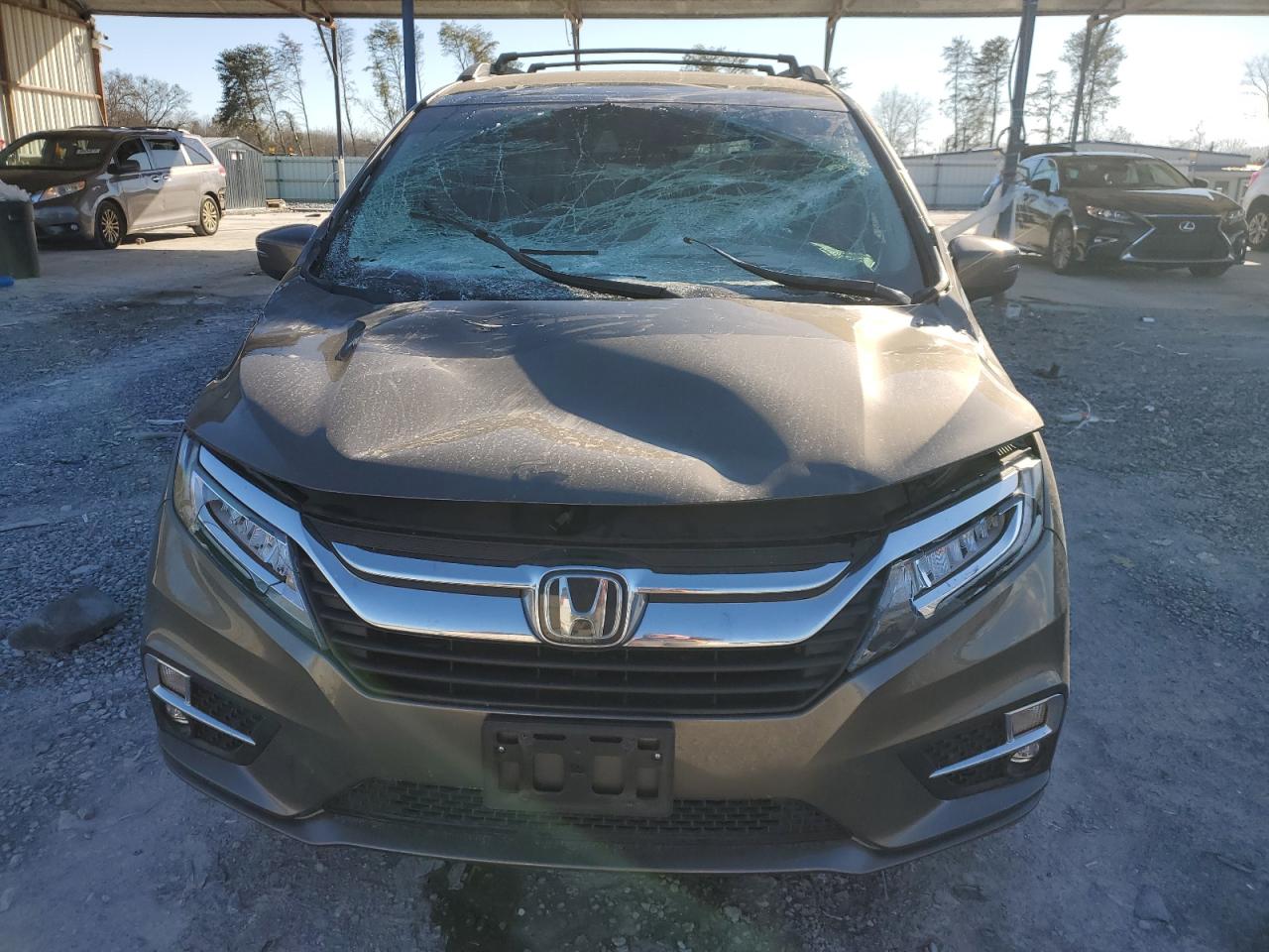 2018 Honda Odyssey - Image 5