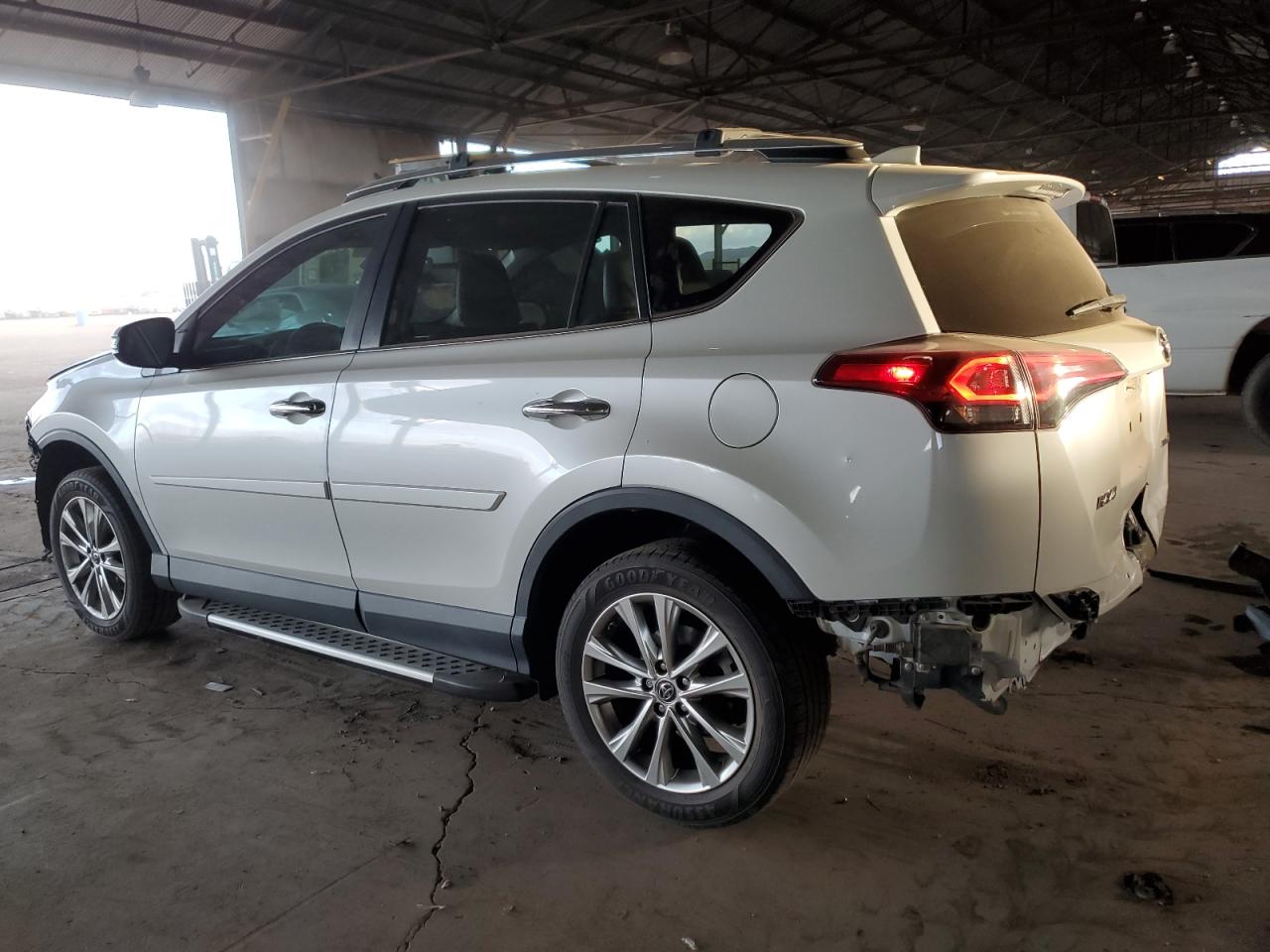 2017 Toyota RAV 4 - Image 2