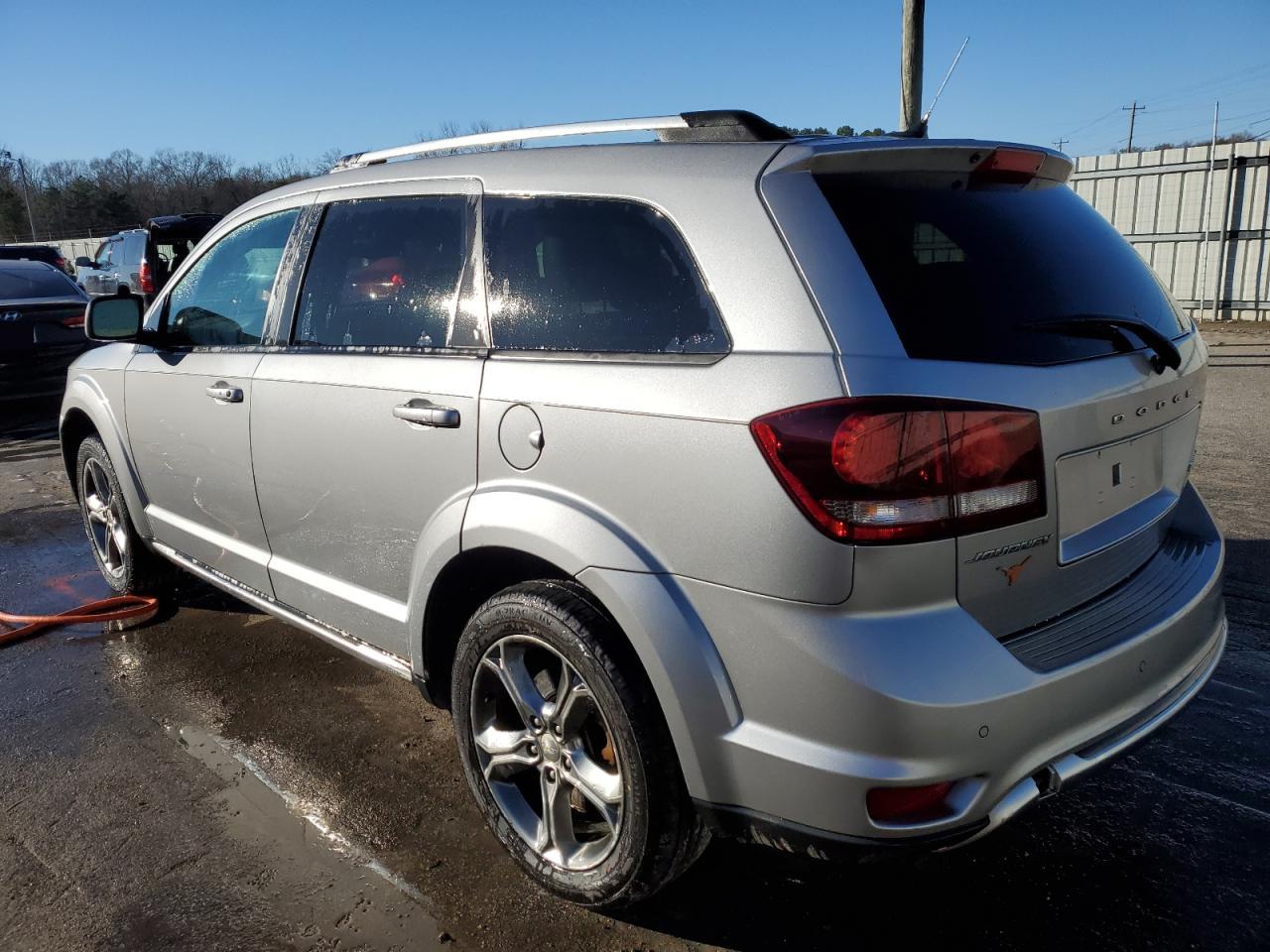2016 Dodge Journey - Image 2