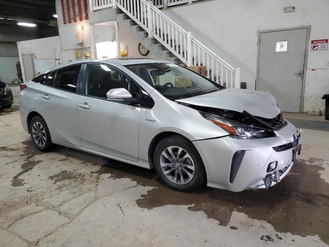  TOYOTA PRIUS 2019 Серебристый