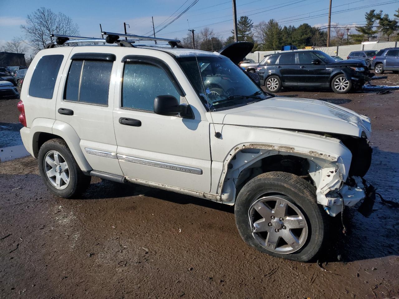 2005 Jeep Liberty (North America) - Image 4